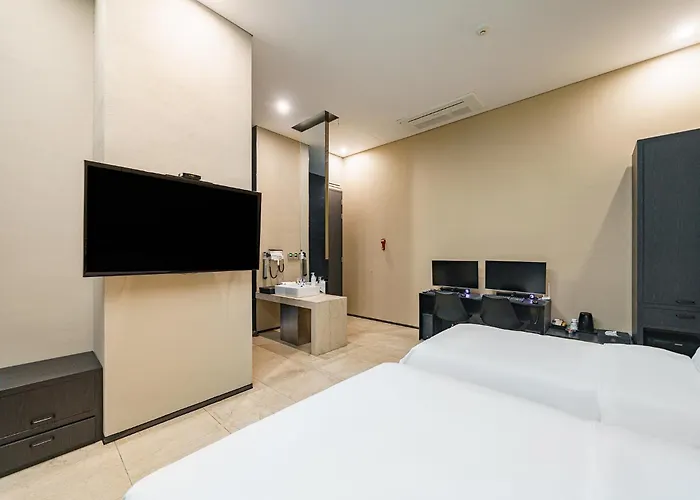 Hotel Starhills *